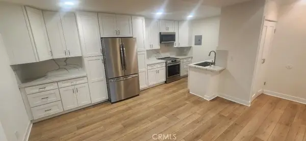 2511 W Sunflower Avenue #P6, Santa Ana, CA 92704