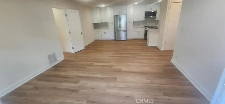 2511 W Sunflower Avenue #P6, Santa Ana, CA 92704 - Image #2