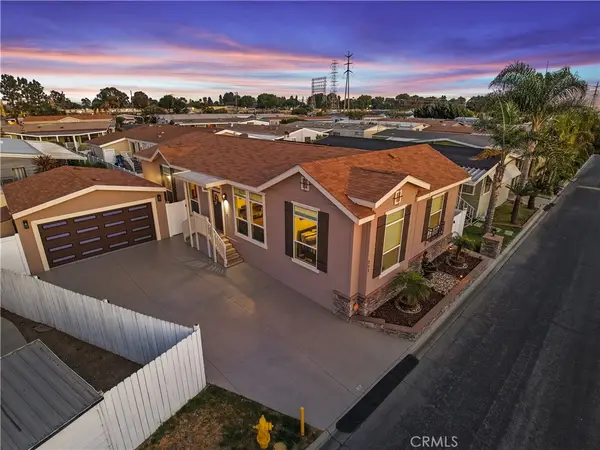 3595 Santa Fe Avenue, #302, Long Beach, CA 90810