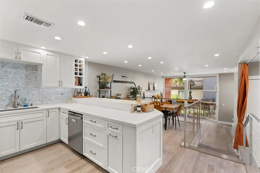 6101 Marina Pacifica Drive S, Long Beach, CA 90803 - Image #3