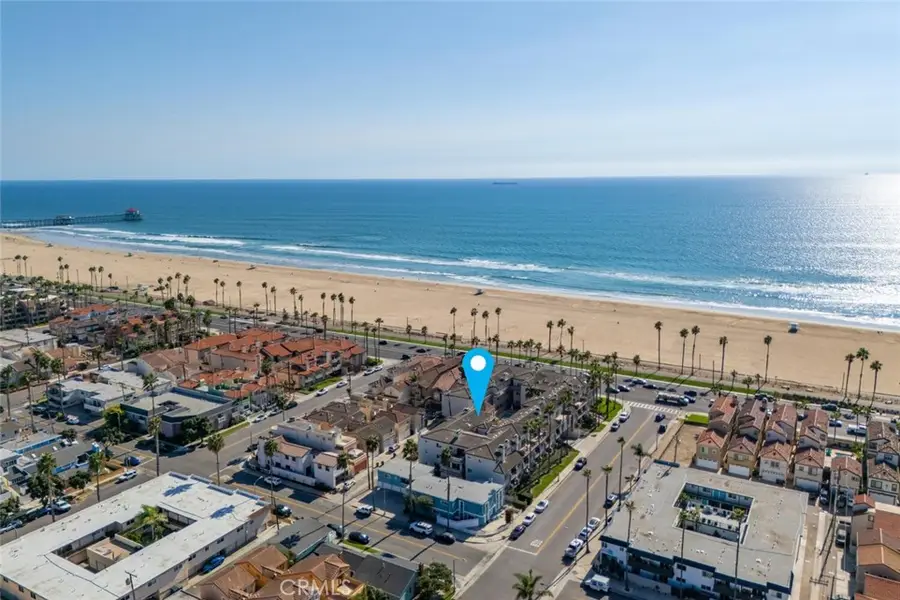1516 Pacific Coast #101, Huntington Beach, CA 92648 - Image #2
