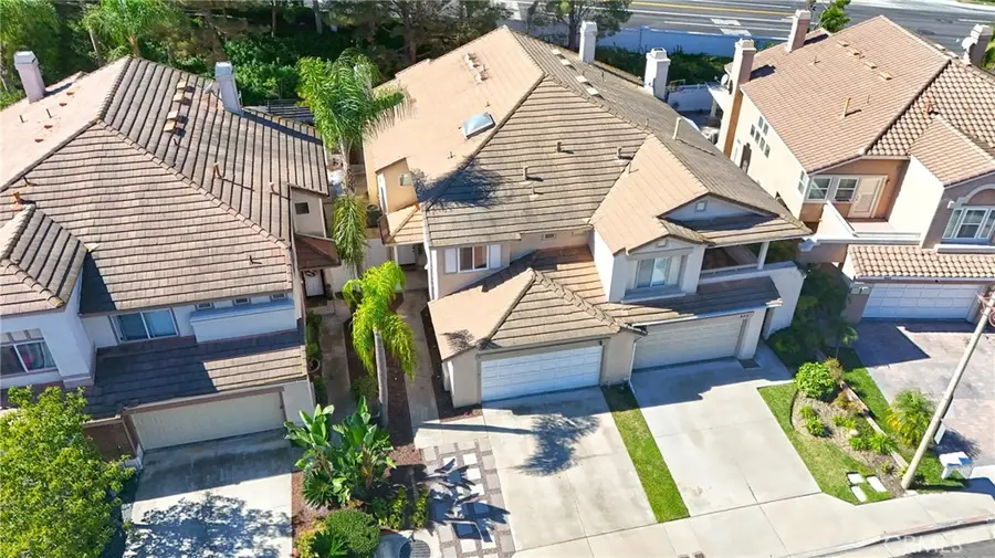927 S Lone Pine, Anaheim Hills, CA 92808 - Image #2