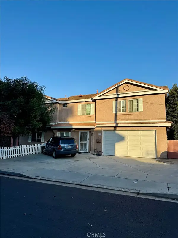 2057 Bush, Santa Ana, CA 92706