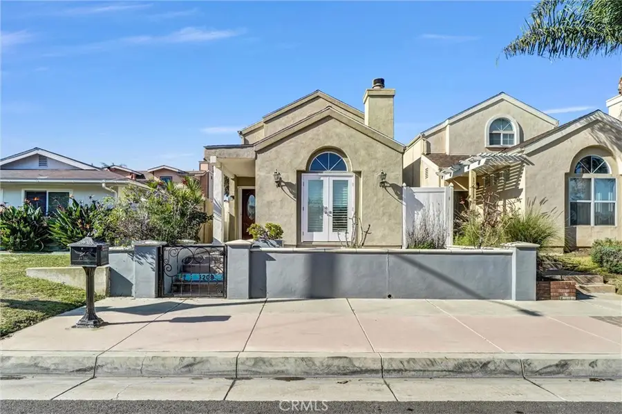 1209 Huntington Street, Huntington Beach, CA 92648 - #2