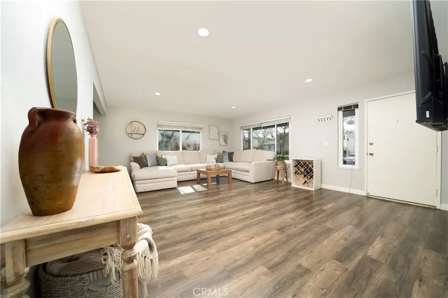 16818 Chaparral Avenue, Cerritos, CA 90703 - Image #2