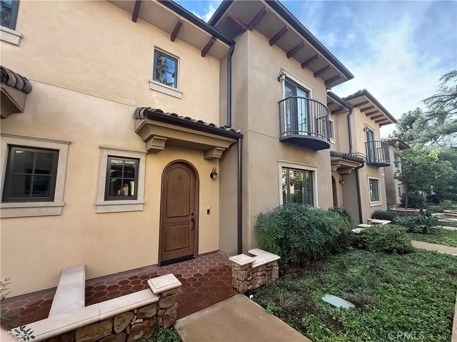 158 S Sierra Madre Boulevard #11, Pasadena, CA 91107 - Image #2