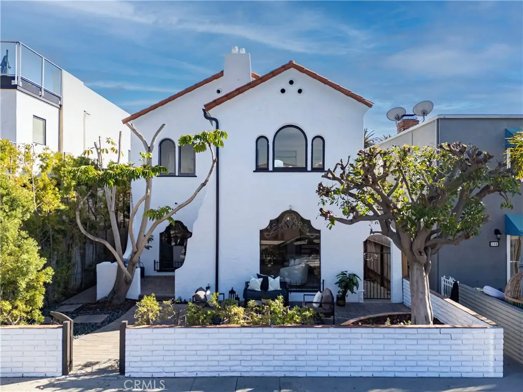 108 Roycroft Avenue, Long Beach, CA 90803 - Image #1