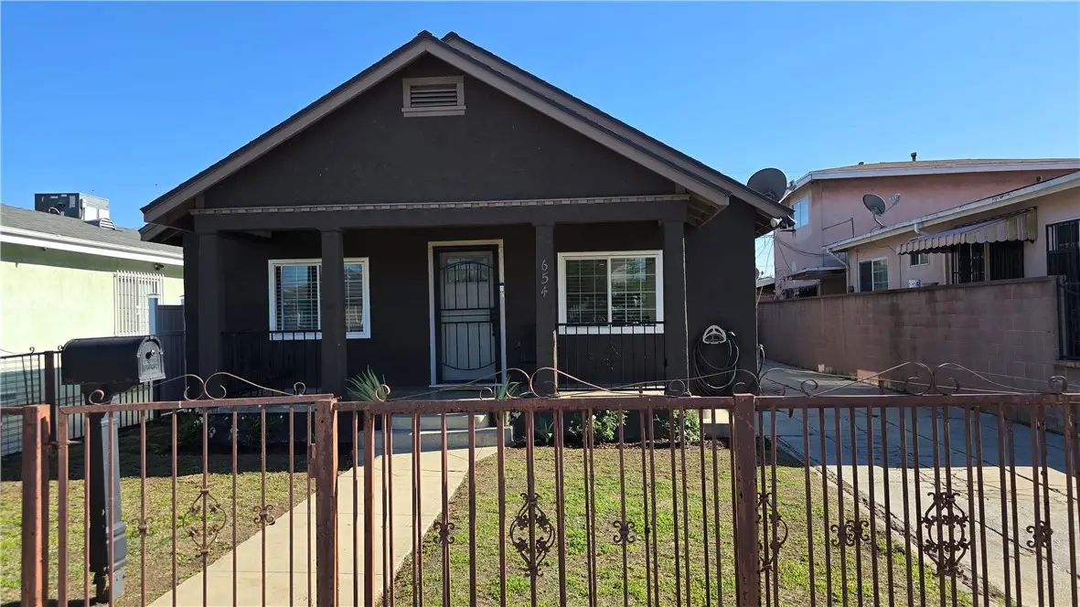 654 Oakford, Los Angeles, CA 90022 - Image #1