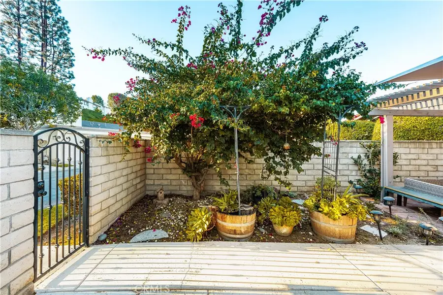 5573 E Vista Del Rio, Anaheim Hills, CA 92807 - #3