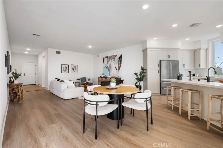 414 Main St #300, Huntington Beach, CA 92648 - #3