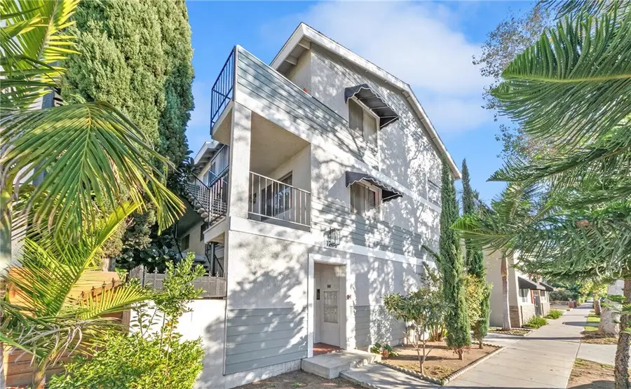 1206 Gladys Avenue, Long Beach, CA 90804 - #2