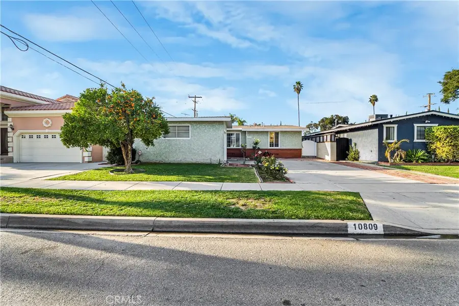 10809 Pangborn Avenue, Downey, CA 90241 - #2