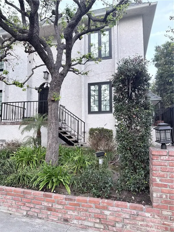 1322 Wellesley, Los Angeles, CA 90025