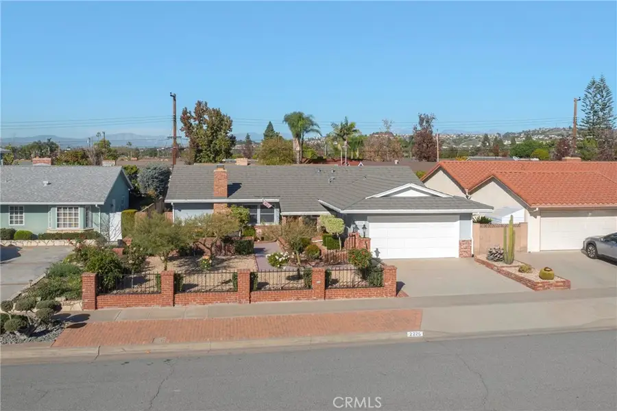 2225 E Quincy, Orange, CA 92867 - Image #2