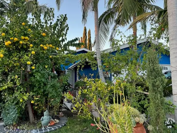 23921 Barton, Lake Forest, CA 92630