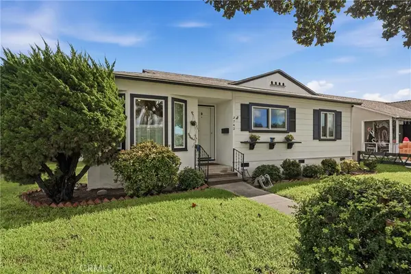 3742 Palo Verde Ave, Long Beach, CA 90808