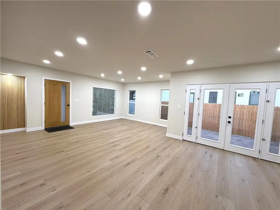 1207 S Van Ness, Santa Ana, CA 92707 - #3