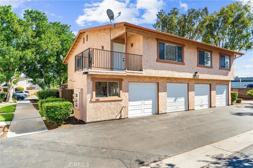1382 Via Santiago, Corona, CA 92882 - #1
