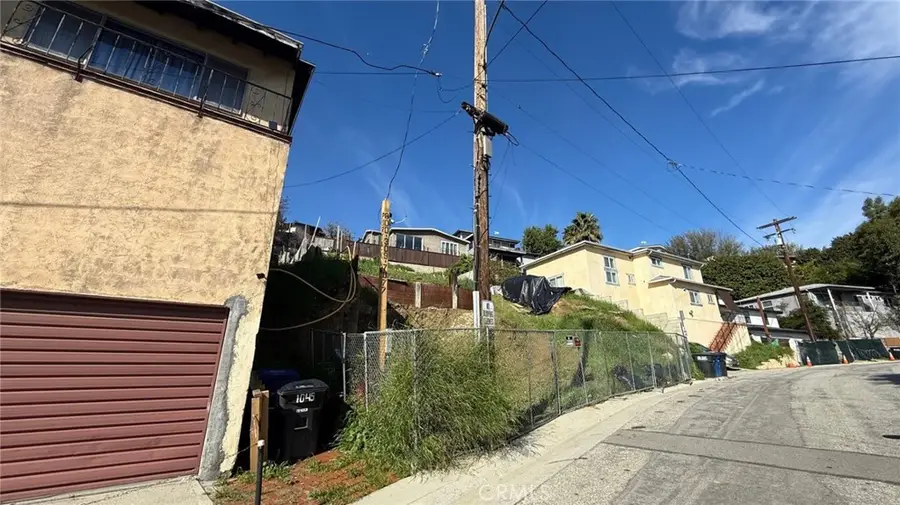 1052 N Bonnie Beach Place, Los Angeles, CA 92603 - Image #3