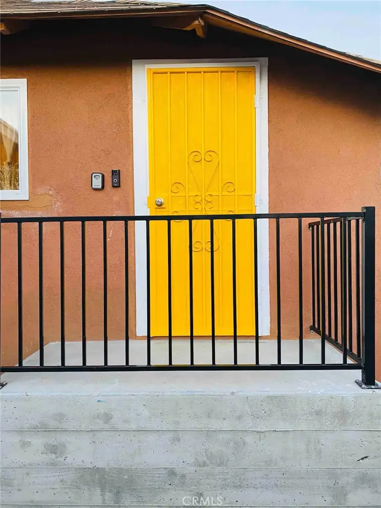 1364 61ST E 61st, Los Angeles, CA 90001 - Image #2