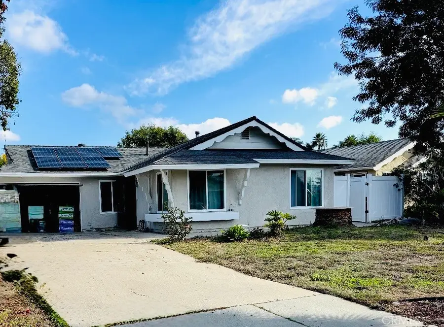 1183 Woodrail Dr, Vista, CA 92083 - #2