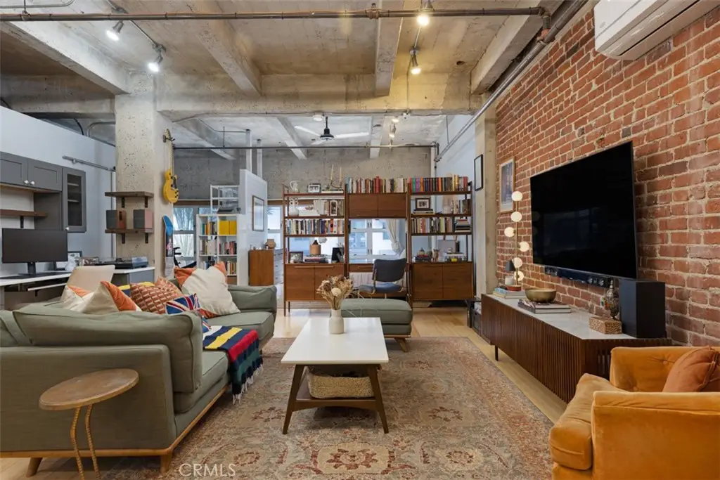 100 W 5th Street #3G, Long Beach, CA 90802 - #1