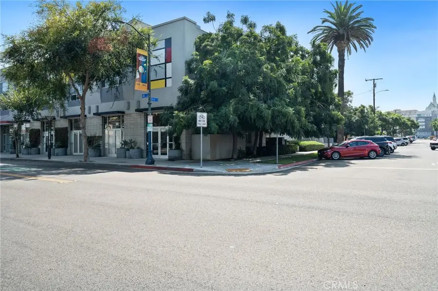 834 E 4th Street #H, Long Beach, CA 90802 - #2
