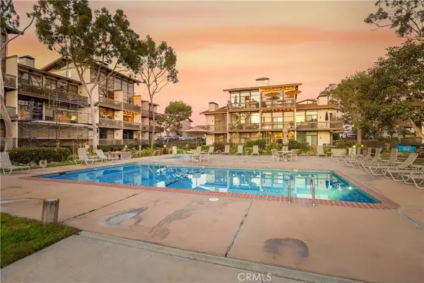 5322 Marina Pacifica Drive S, Long Beach, CA 90803