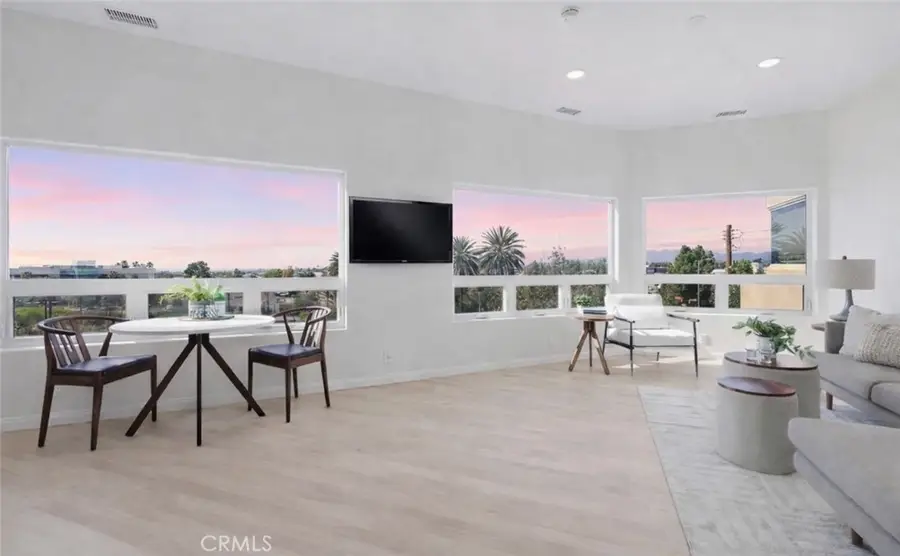 12317 Navy Street, Los Angeles, CA 90066 - #3