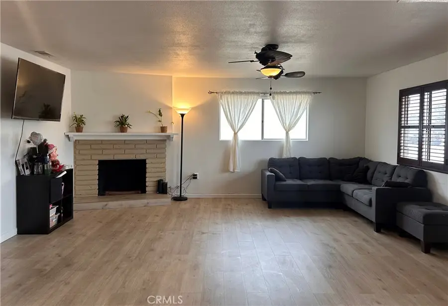 889 Cardona Place, Hemet, CA 92543 - #3