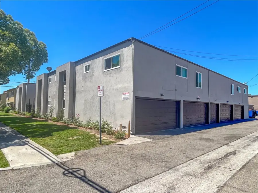 925 South Malden, Fullerton, CA 92832 - Image #2