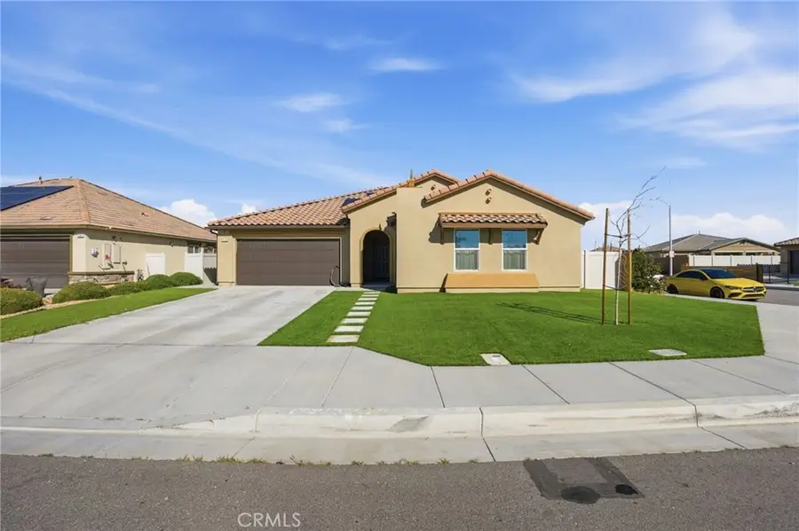 2113 E Donatello Street, Lancaster, CA 93535 - #2