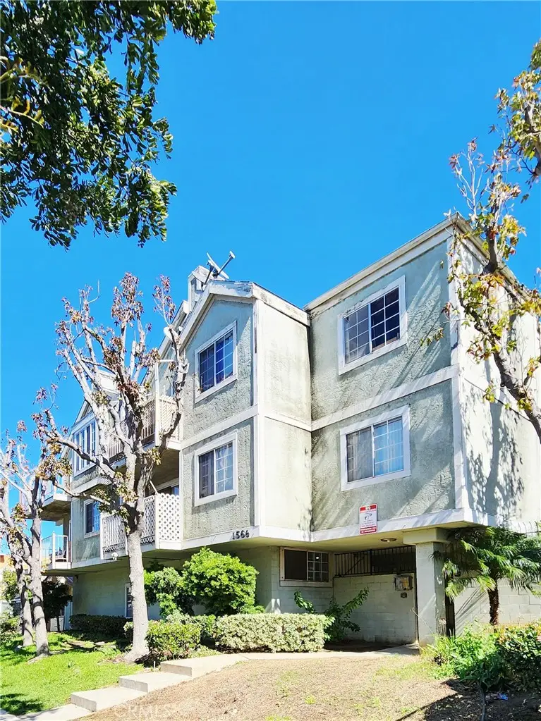 1566 Pine Avenue #202A, Long Beach, CA 90813 - #2