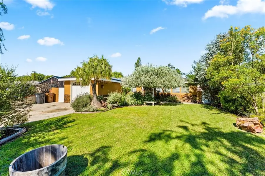 2009 W Oak, Fullerton, CA 92833 - #2