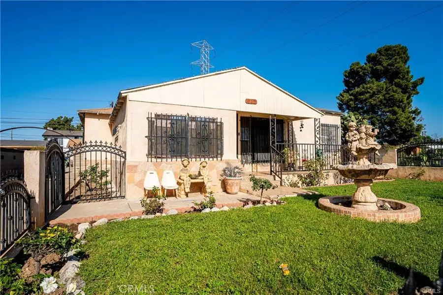 645 E 113th, Los Angeles, CA 90059 - #2