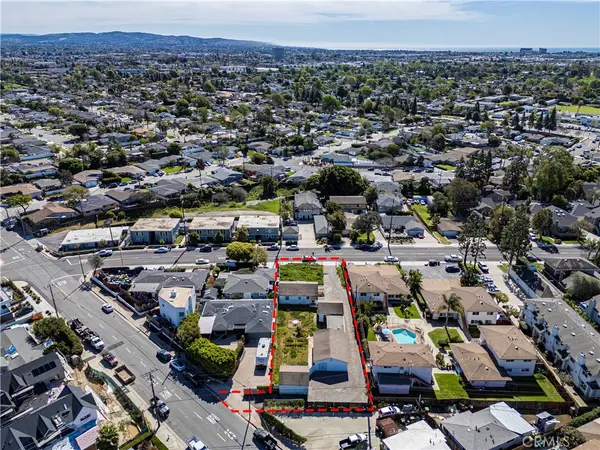 2235 Canyon, Costa Mesa, CA 92627