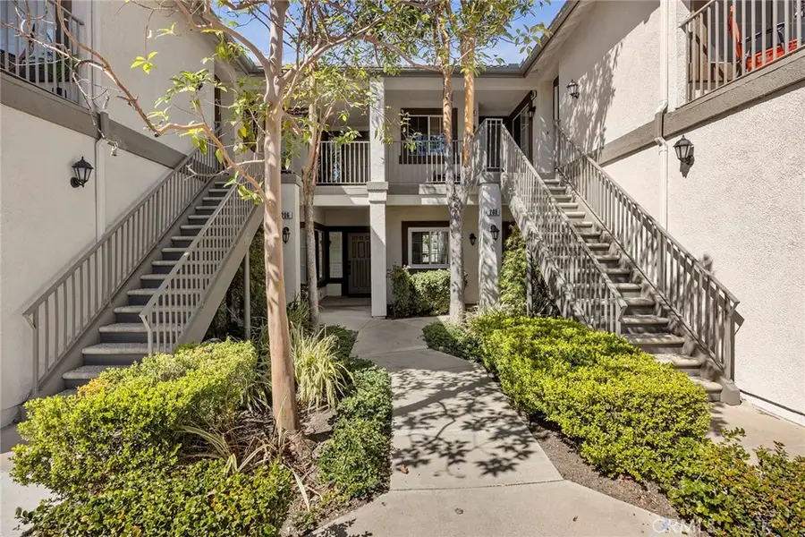 208 Chaumont, Lake Forest, CA 92610 - #3
