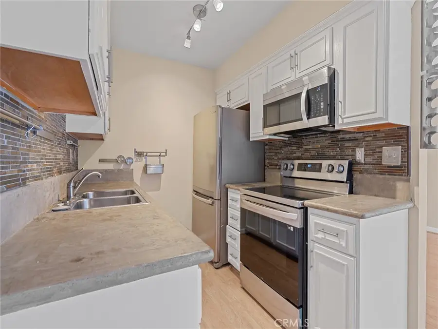 335 Cedar Avenue #412, Long Beach, CA 90802 - #2