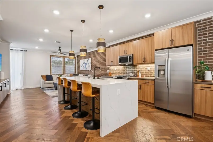 831 S Grable Circle, Orange, CA 92868 - #2