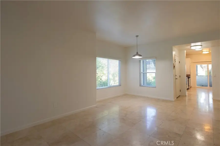 2522 W Macarthur #A, Santa Ana, CA 92704 - #3