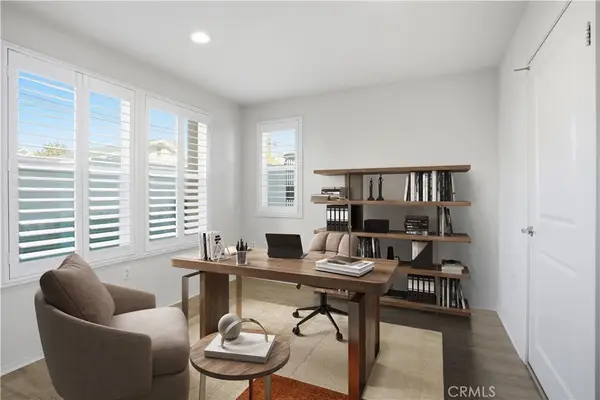 811 N Dalton Avenue #105, Azusa, CA 91702