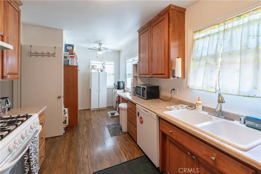 6123 Edgefield Street, Lakewood, CA 90713 - #3