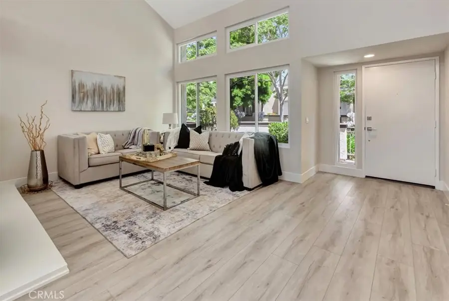 54 E Chardonnay, Irvine, CA 92614 - #3
