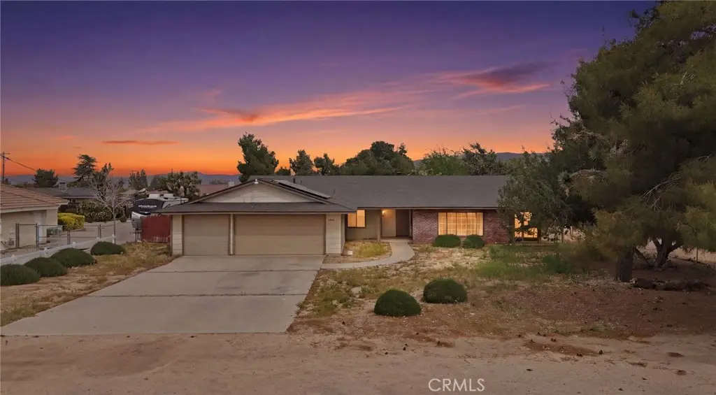 7589 Glider Ave, Hesperia, CA 92345 - #1