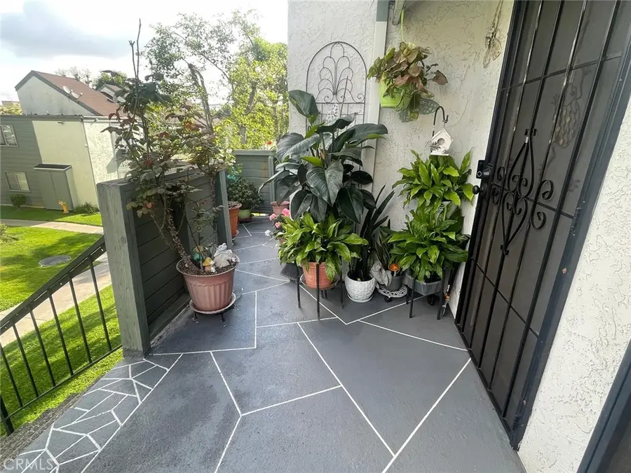 619 Bristol #17, Santa Ana, CA 92703 - #2