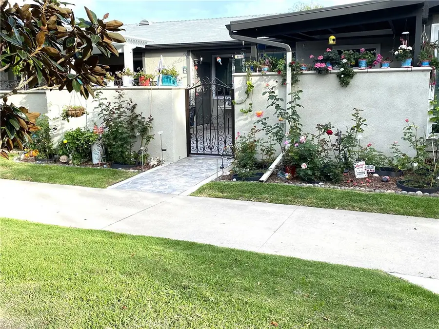 1851 Mckinney Way, M15-25b, Seal Beach, CA 90740 - #2