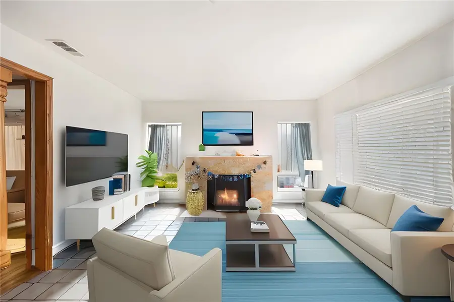 816 N Kenmore Avenue, Los Angeles, CA 90029 - #3