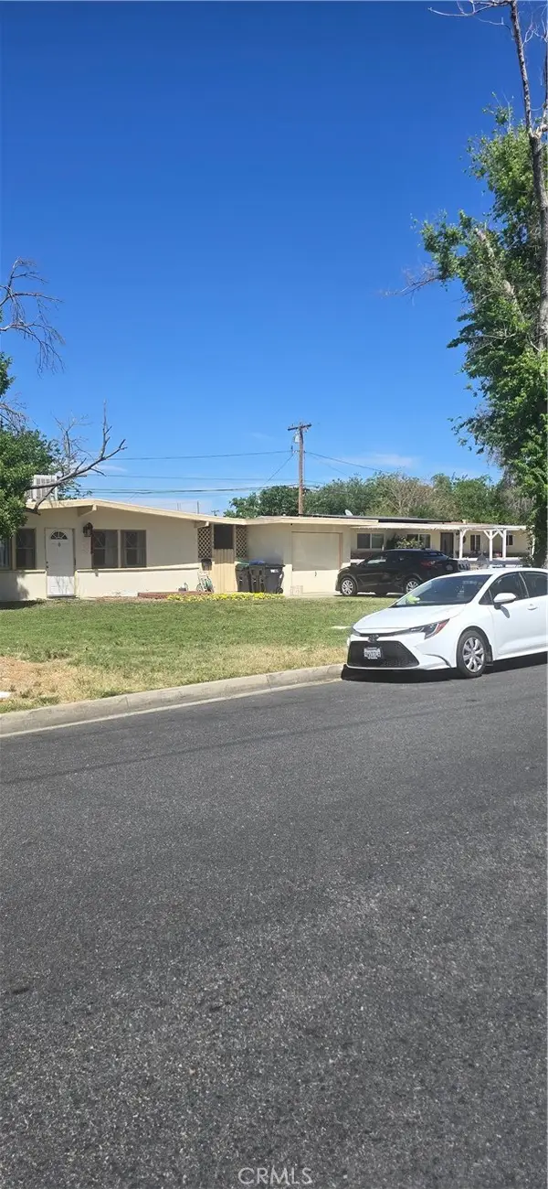 1139 W Avenue J12, Lancaster, CA 93534