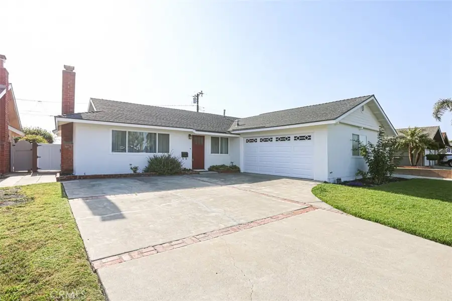 15931 Puritan, Huntington Beach, CA 92647 - #2