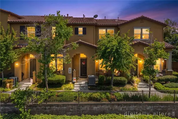 8427 E Kendra Loop, Orange, CA 92867